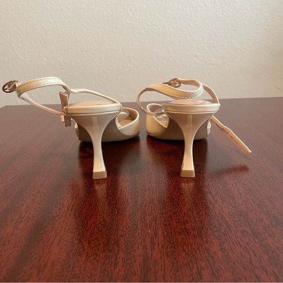 NWOT Tuckernuck Pearl Patent Sterling Tan Beige T Strap Heels - Picture 7 of 9